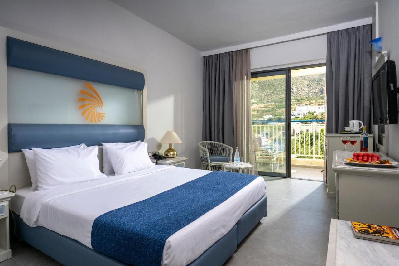 Mare Blue Hotel