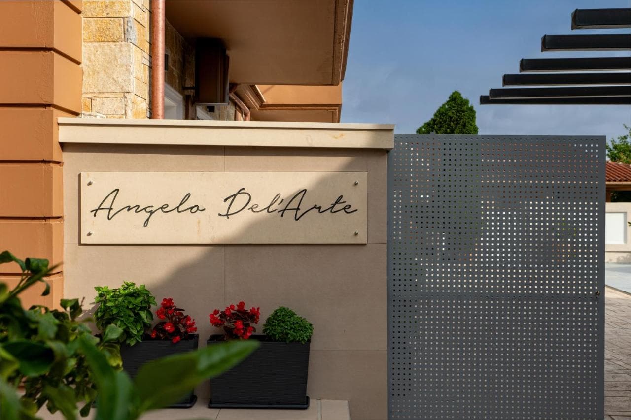Angelo Del'Arte Estate
