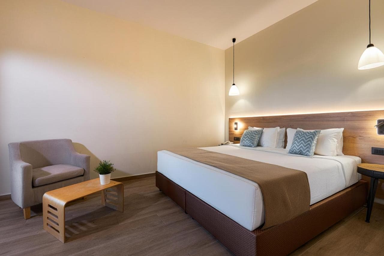 Dionisos Hotel