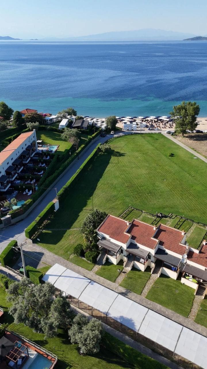 Azure Residence Koumitsa