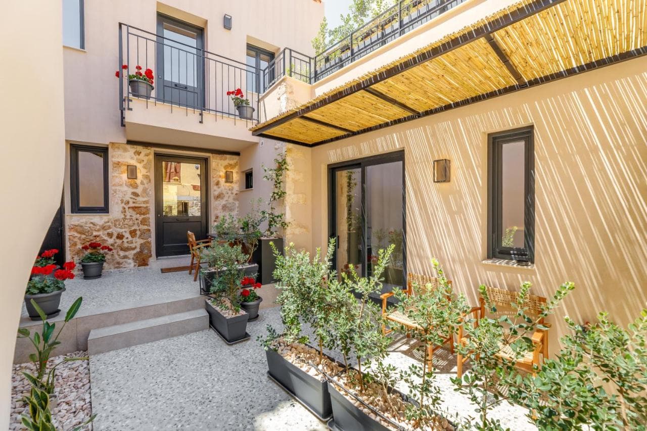 Nival Old Town Suites