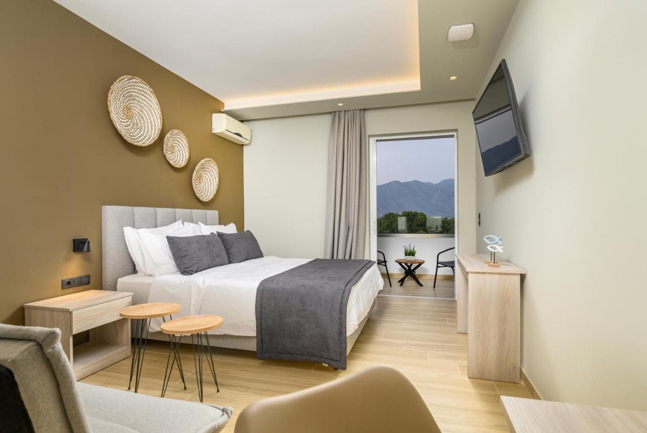 Nicolas Grand Suites, Adults Only