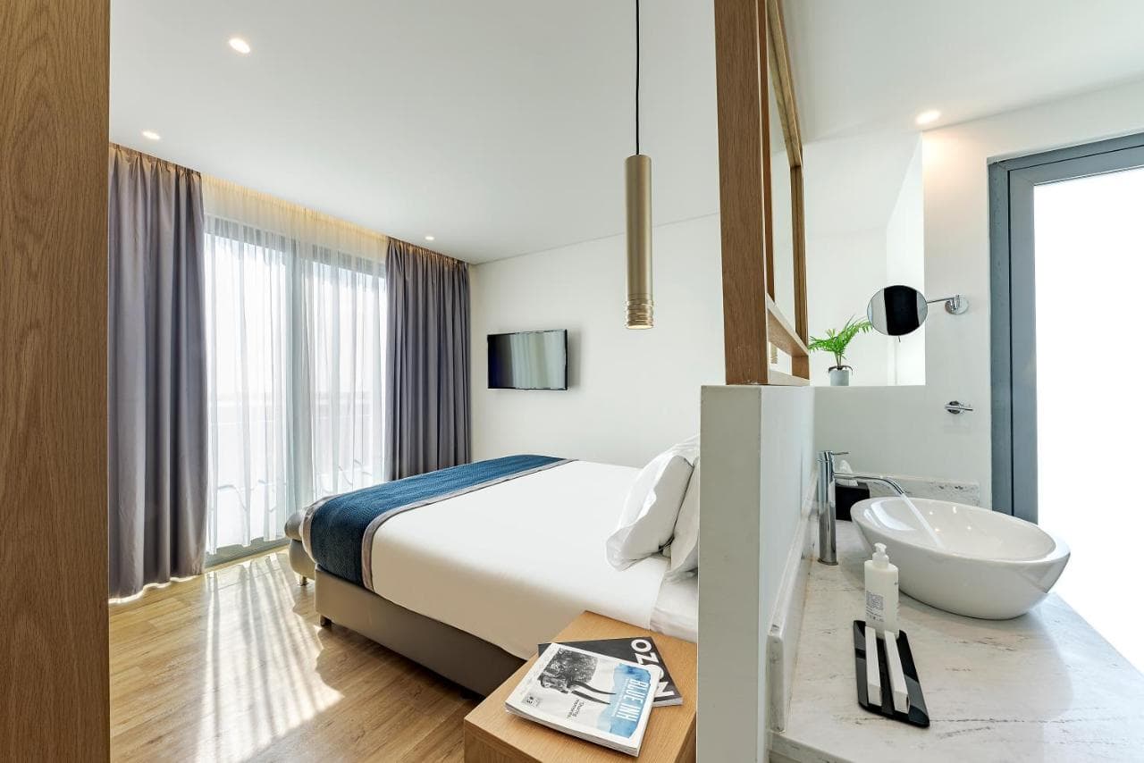 Glyfada Riviera Hotel