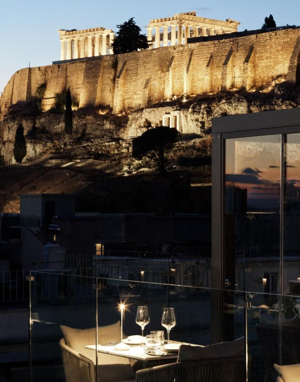 Anthology of Athens, The Leading Hotels of the World