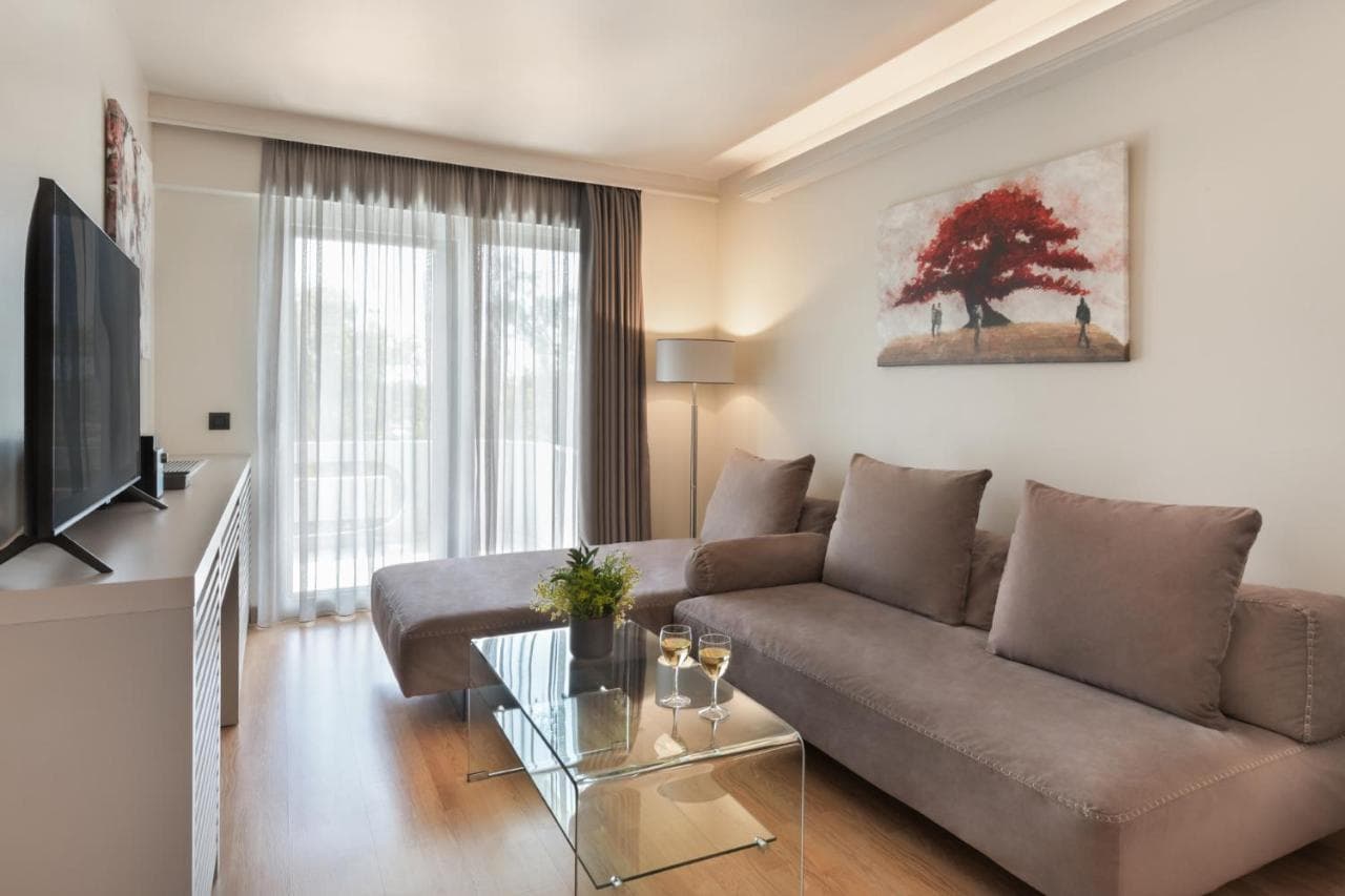 Blazer Suites Hotel