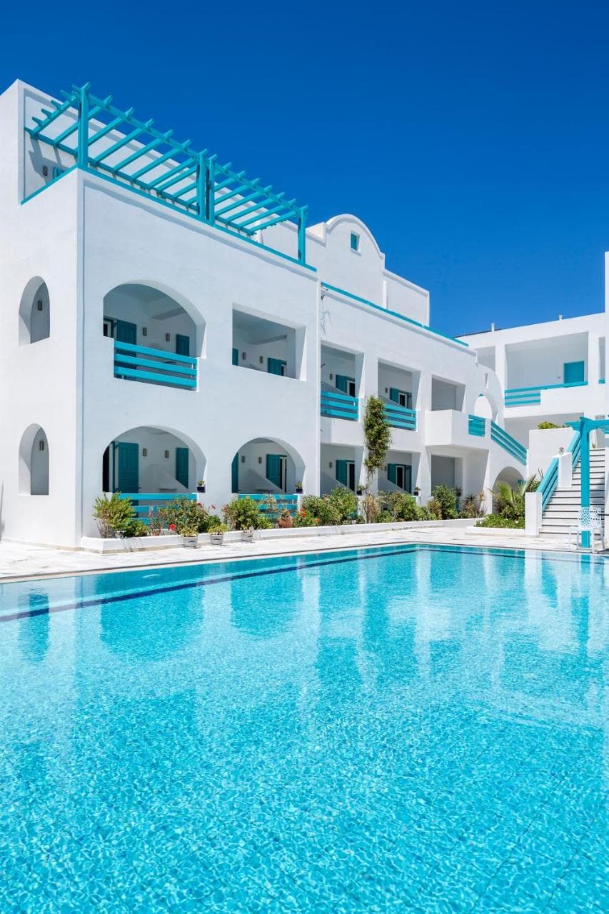 Santellini Hotel