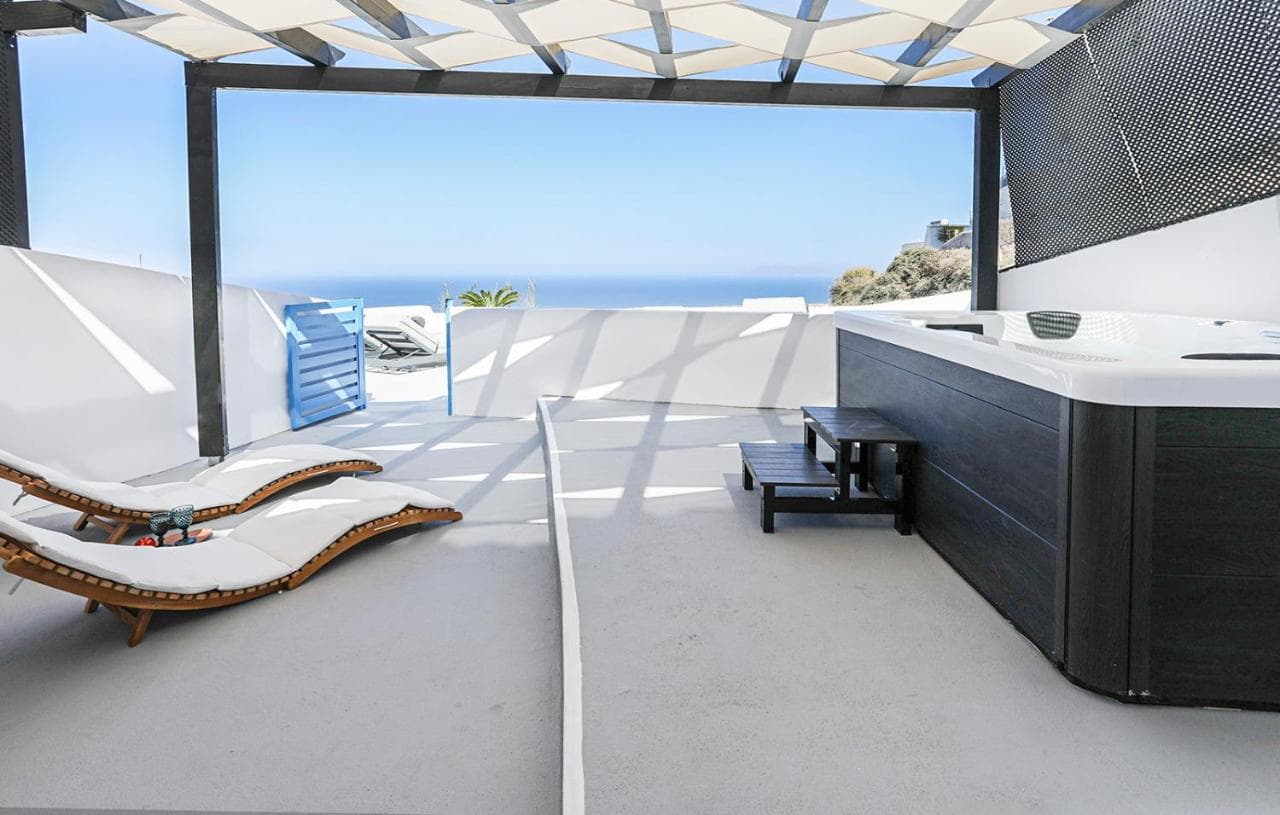 Rafael' s Mediteranian Cave Suites