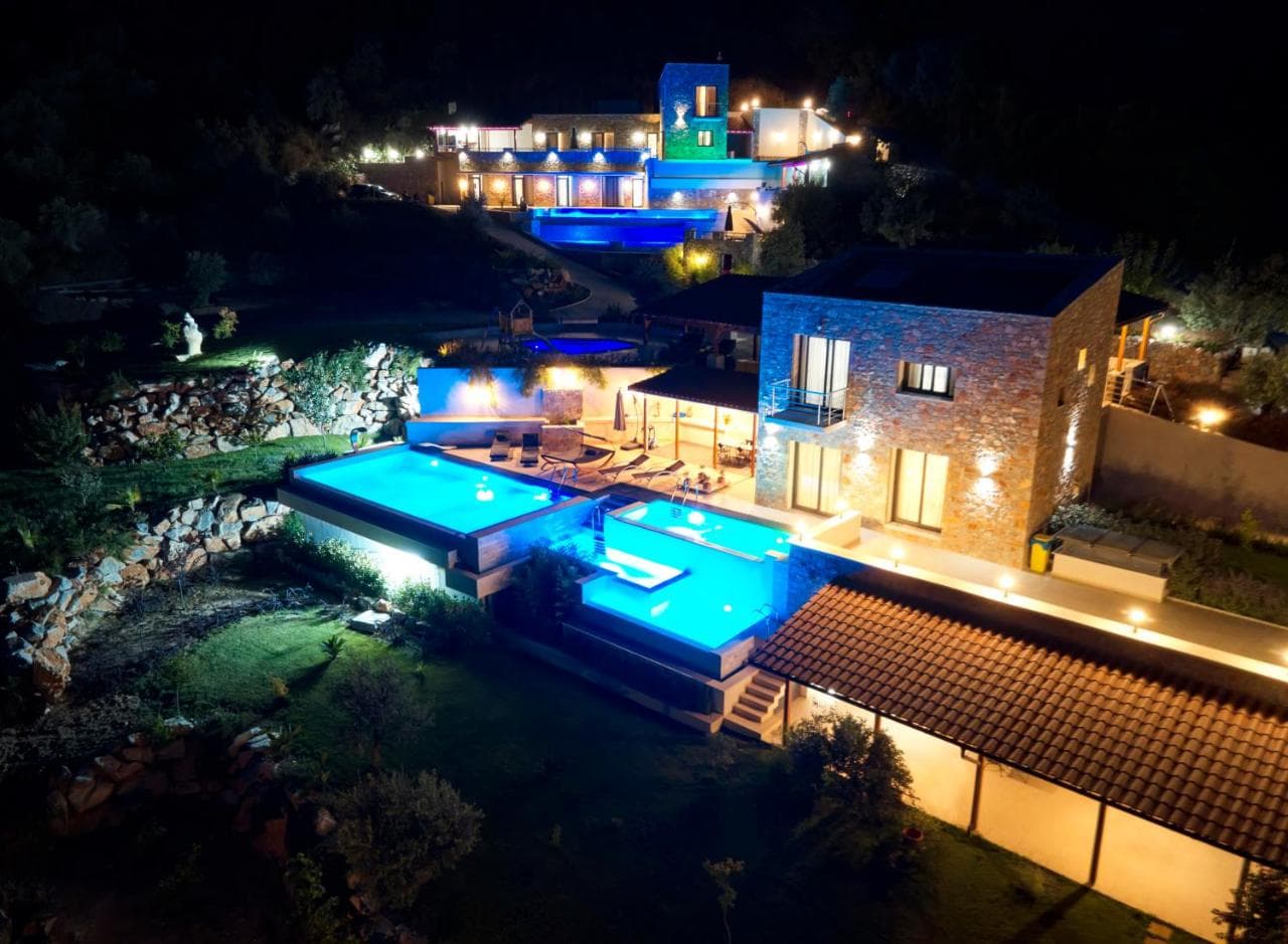 Sky Sea Resort & Villas