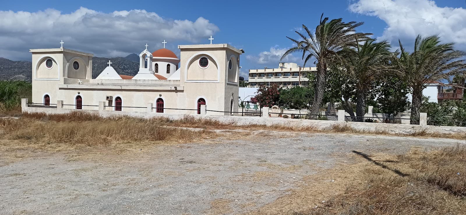 Tylissos Beach Hotel