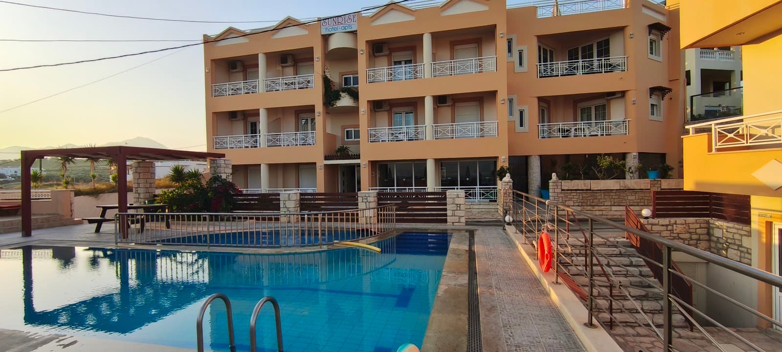 Sunrise Apartments